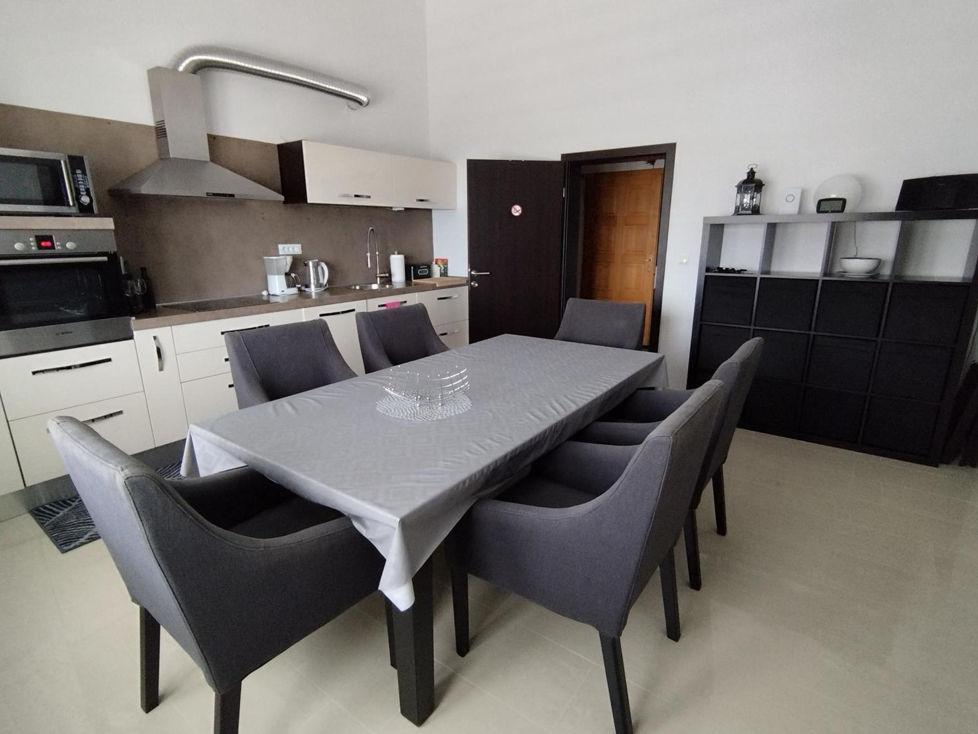 Ferienwohnung Am Sandstrand Omis Bagian luar foto
